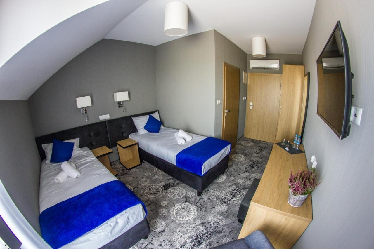 Holistic Hotell Solec-Zdrój Exteriör bild